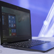 Imagen para el artículo titulado Un laptop Windows 10 de 17 mm de grosor y 997 gramos de peso por 190 dólares